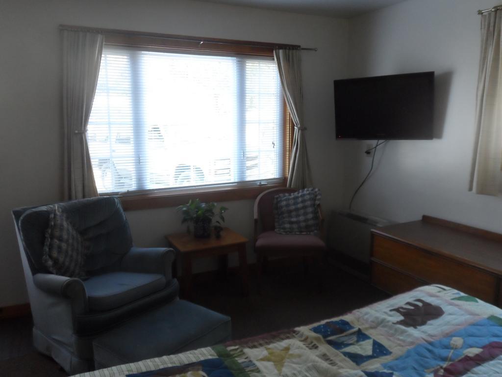 White Oak Motel & Cottages Холдернесс Номер фото