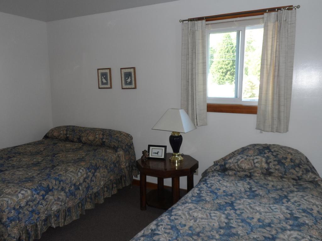 White Oak Motel & Cottages Холдернесс Номер фото