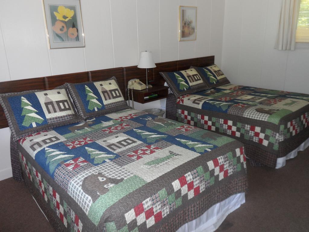 White Oak Motel & Cottages Холдернесс Номер фото